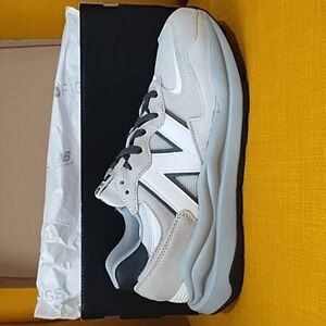 New BalanceXFigs Men's Size 8